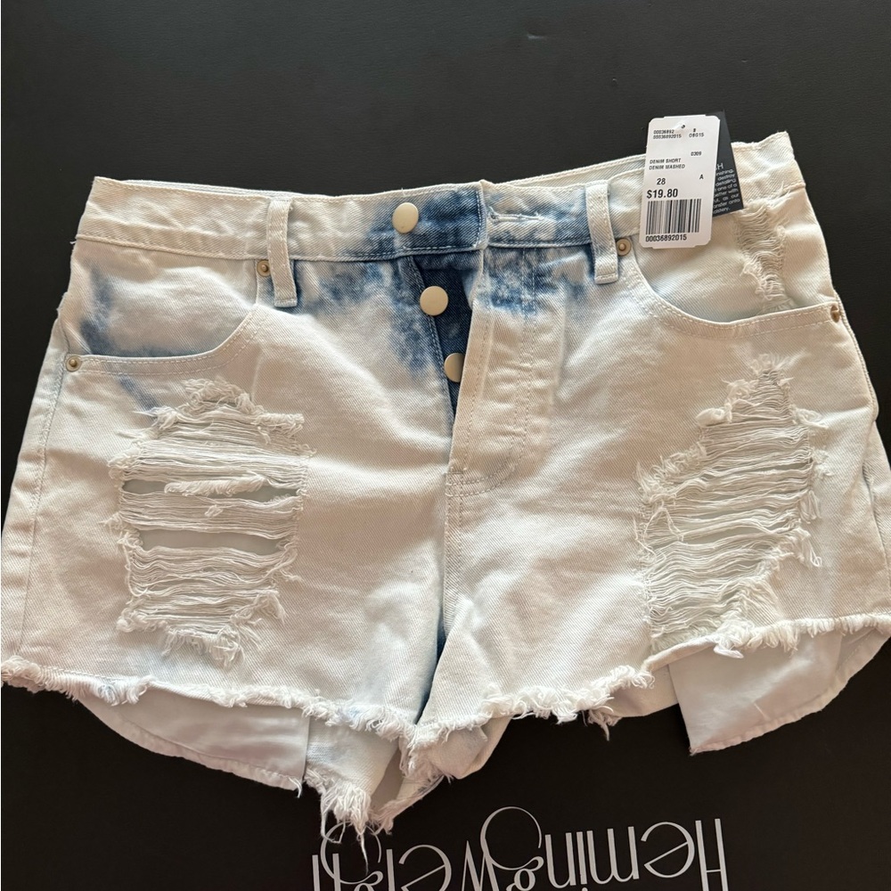 Forever 21 Button Denimwash Jean cutoff shorts